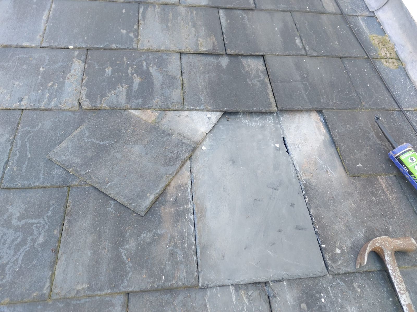 Slate and lead flashing detail